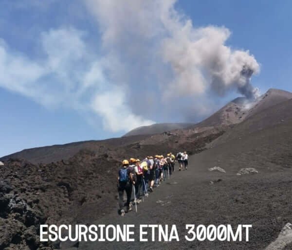 Acquista un escursione sull'etna fino ai 3000mt
