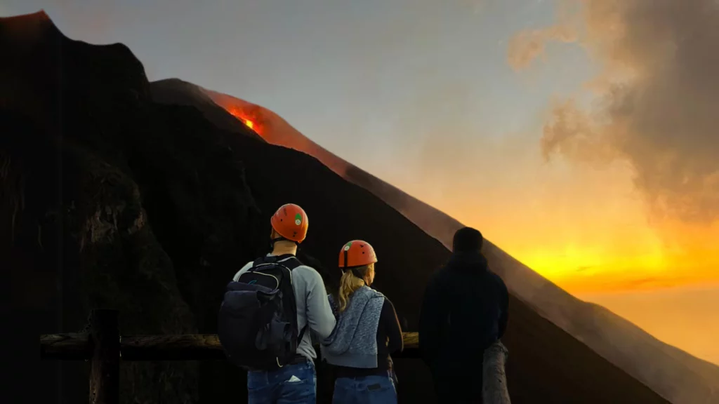 Stromboli escursione al tramonto sciara del fuoco